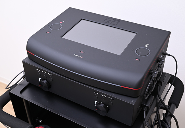 干渉電流型低周波治療器 フィジオ5D